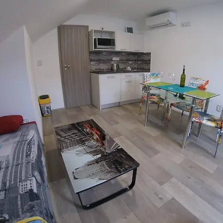 Guest house U Hada